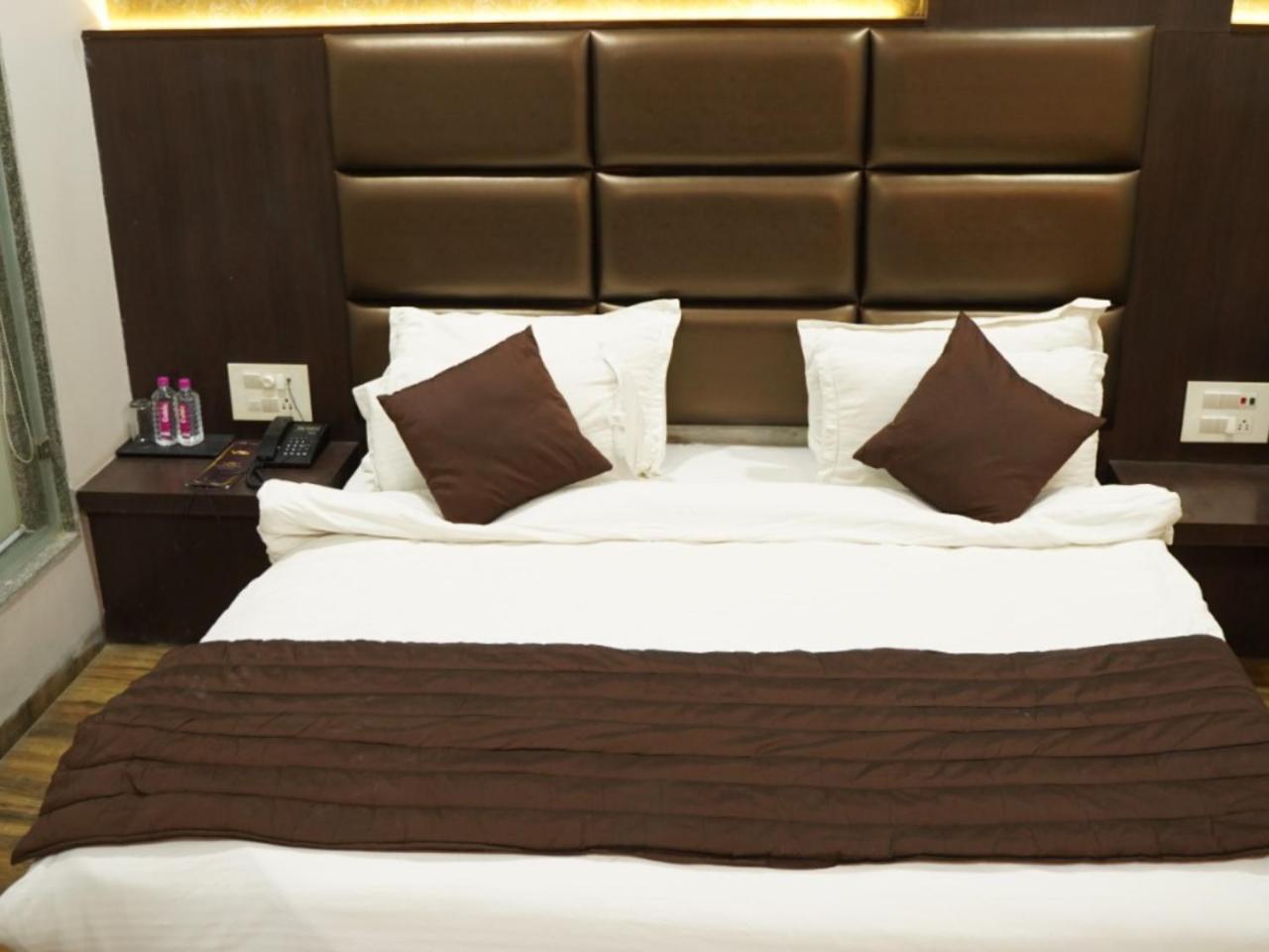 Raas Mahal-Hotel In Jaipur Near Tourist Places المظهر الخارجي الصورة