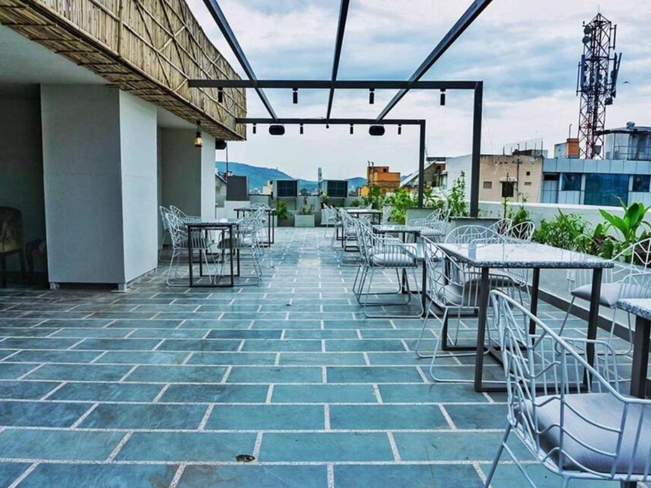 Raas Mahal-Hotel In Jaipur Near Tourist Places المظهر الخارجي الصورة